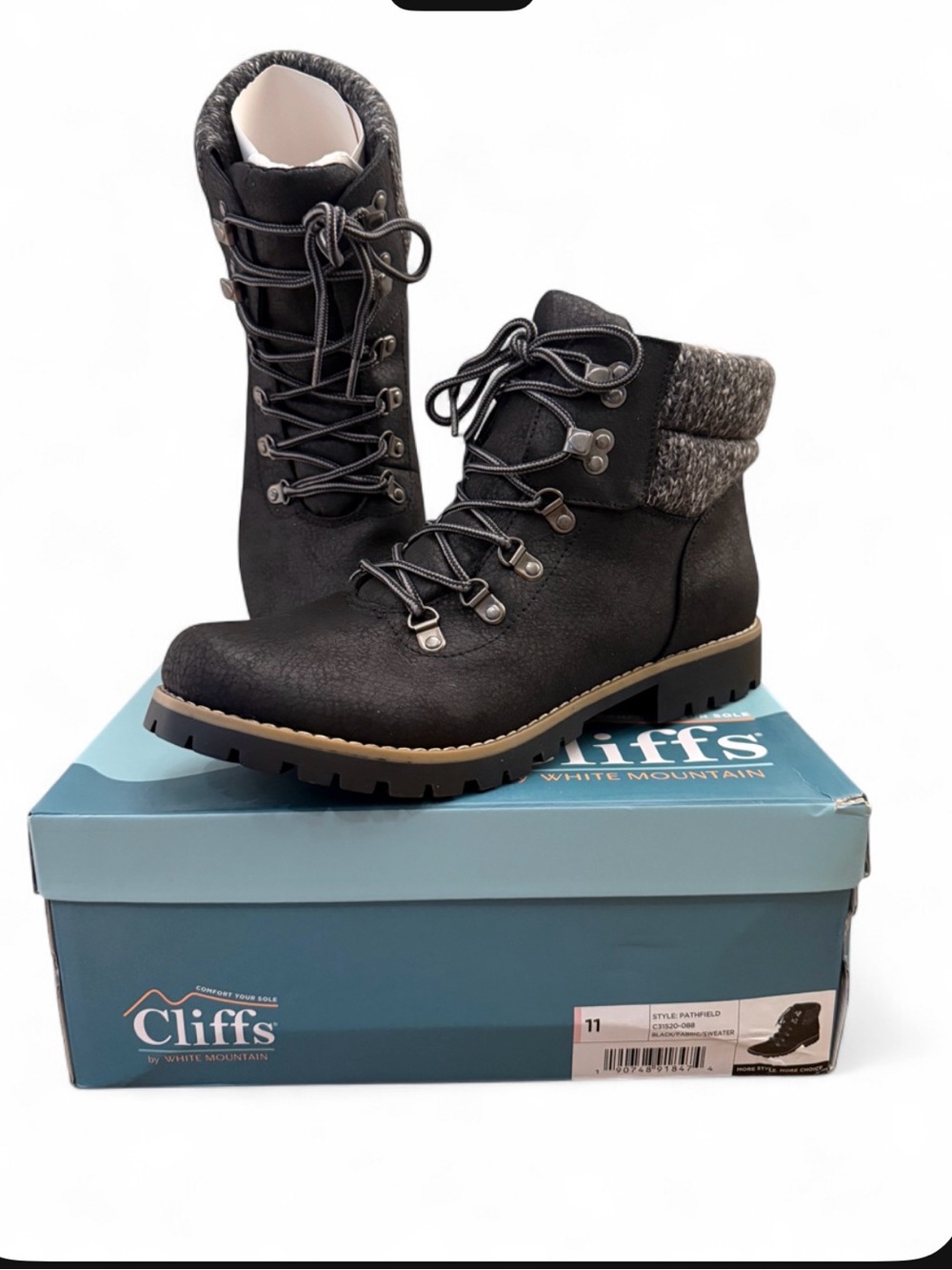 NWT Cliffs by White Mountain Women's Black Lace-Up Hiker Boots size 11